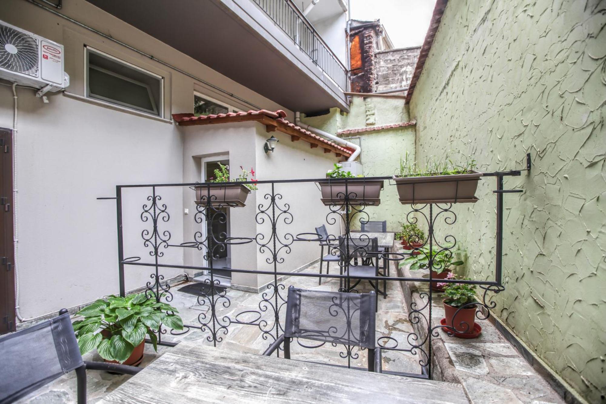 Del Sol #1 Meteora Luxurious Family Suites Καλαμπάκα Εξωτερικό φωτογραφία